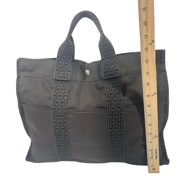 Hermes Gray Canvas Authentic Herline Handbag Tote Bag w Zip - Picture 10 of 10